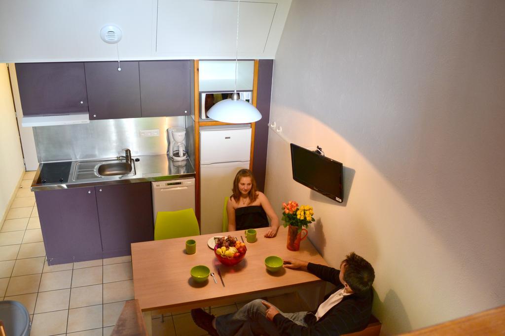 Vvf Les Ecrins Champsaur Hotel Saint-Bonnet-en-Champsaur Quarto foto